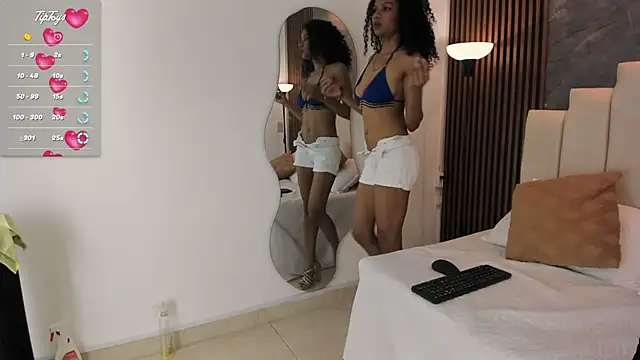 catiusca_reyes_03's cam snapshot