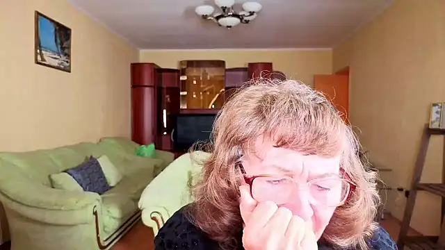 Betty_Brick's cam snapshot