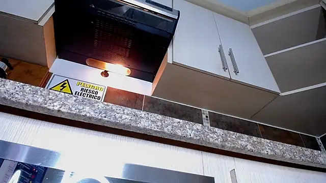 anna_alvarez's cam snapshot