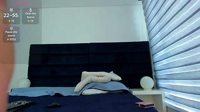 melanie_roux__'s cam snapshot