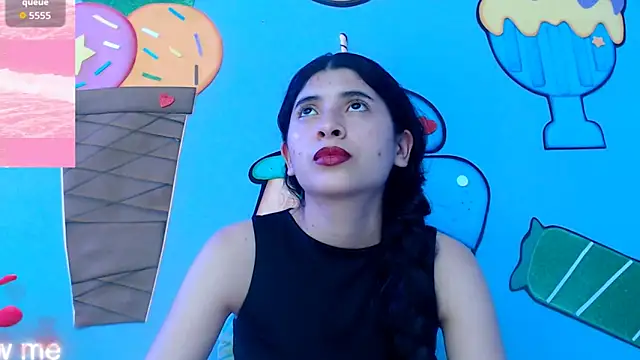 skinnykalitzo18's cam snapshot