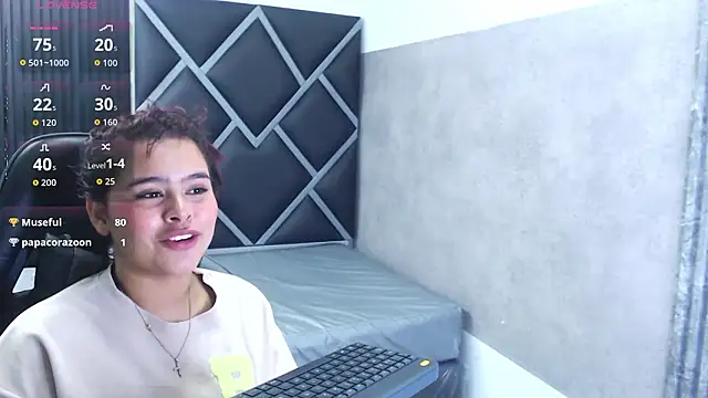 Sofia_villareal's cam snapshot