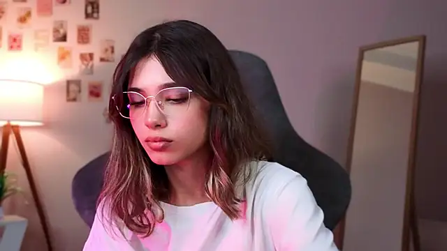 dinnerwithflowers's cam snapshot