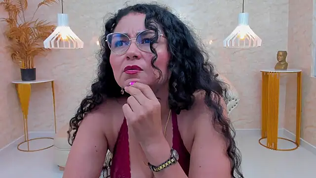 MiaMaturee's cam snapshot