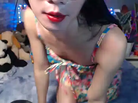 HotNathalie6900's cam snapshot