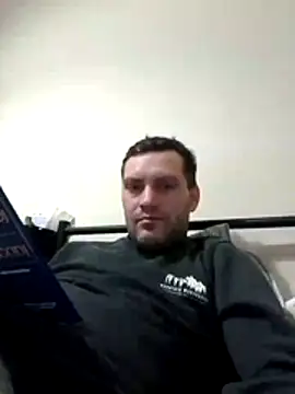 pacakiraly21's cam snapshot