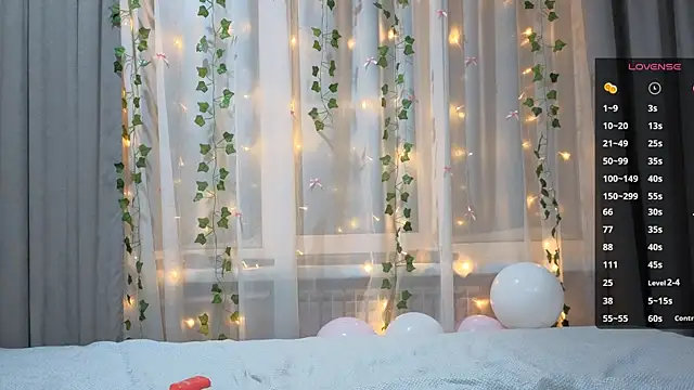 CarolinePepper live sex cam