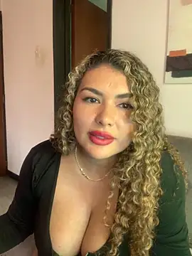 TianaRios_Pink's cam snapshot