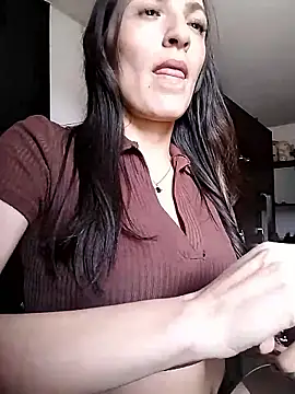 tina2204's cam snapshot