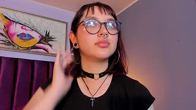 Violett_Prince1's cam snapshot