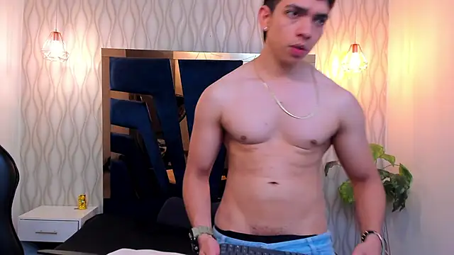 Julian_Mercier live sex cam