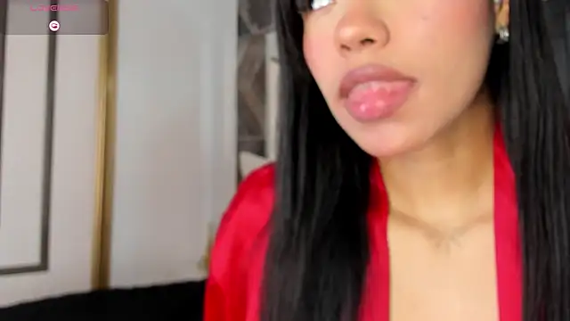 NaylaGrey live sex cam