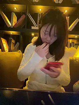 littleqiu9 live sex cam