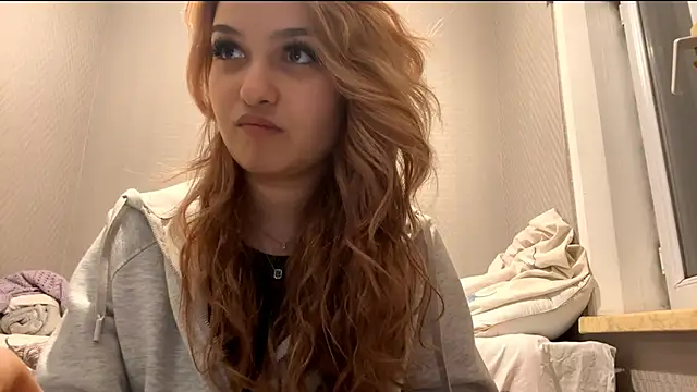 SaraHayley's cam snapshot