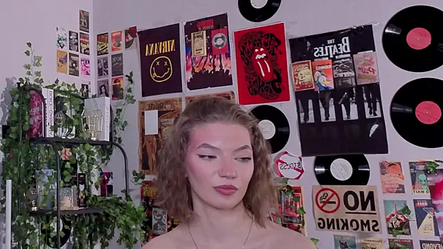 JeaneneWoltz live sex cam