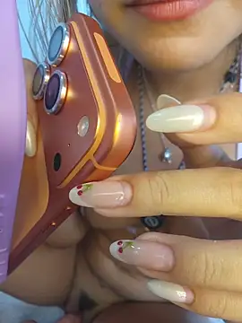 Pretty_roxxyy's cam snapshot