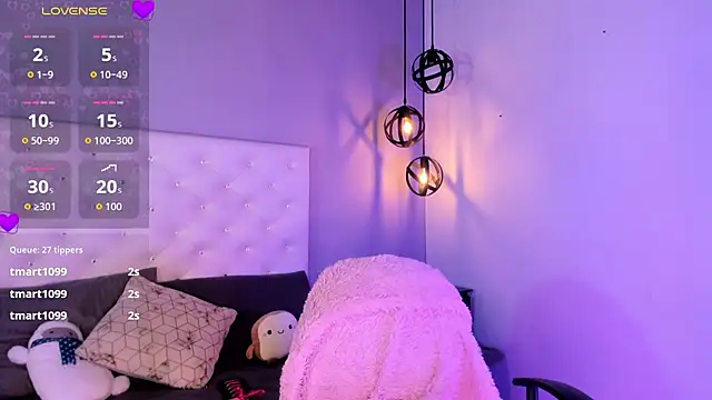 Nicollee_Heart's cam snapshot