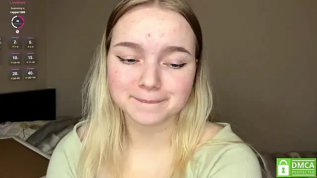 ZaraCreedon's cam snapshot