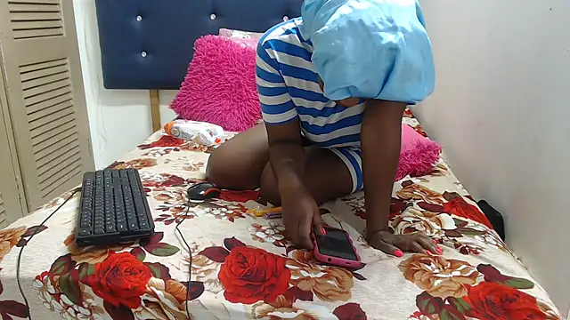 bemymasterlovers's cam snapshot