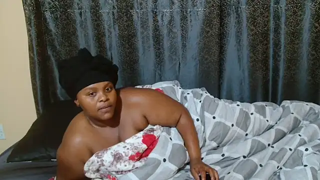 ChoklitBerryXX's cam snapshot