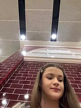 KittyQueeny's cam snapshot