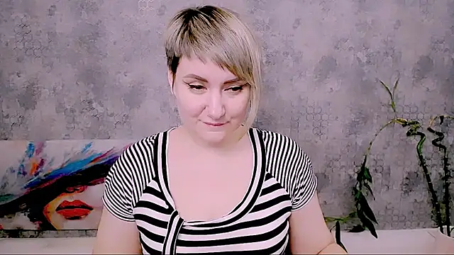 Djullia's cam snapshot