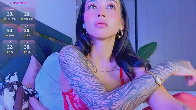 Mia_Tin's cam snapshot