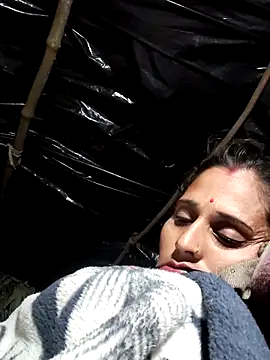 Bhavna8080's cam snapshot