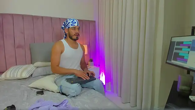 aries_unbound live sex cam