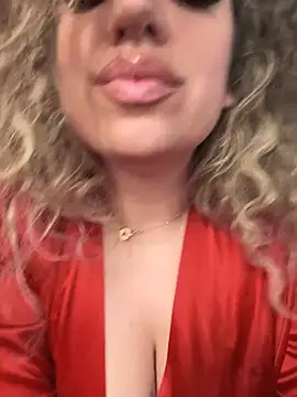 miamellycious live sex cam