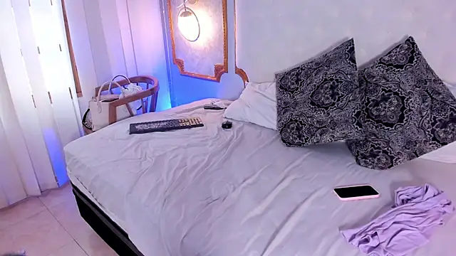 Angel_zafiros's cam snapshot