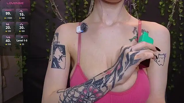 christy_memeow live sex cam