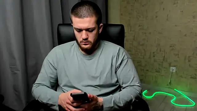 Well_boy's cam snapshot