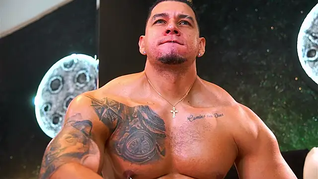 MassimoWalton2 live sex cam