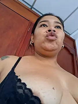 Sarahy- live sex cam