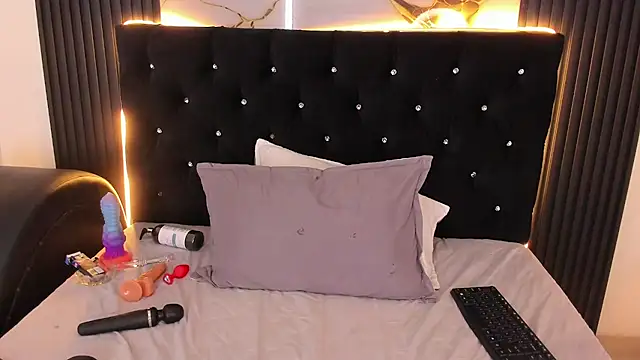 Samantha_m395's cam snapshot