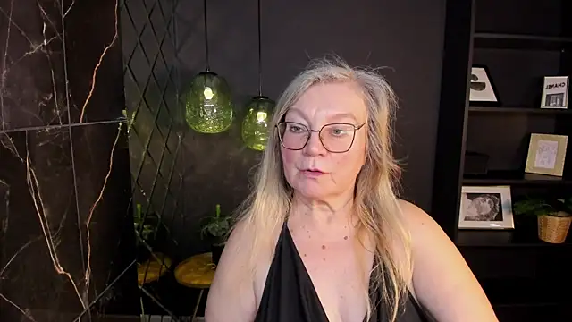 NataliMellow's cam snapshot