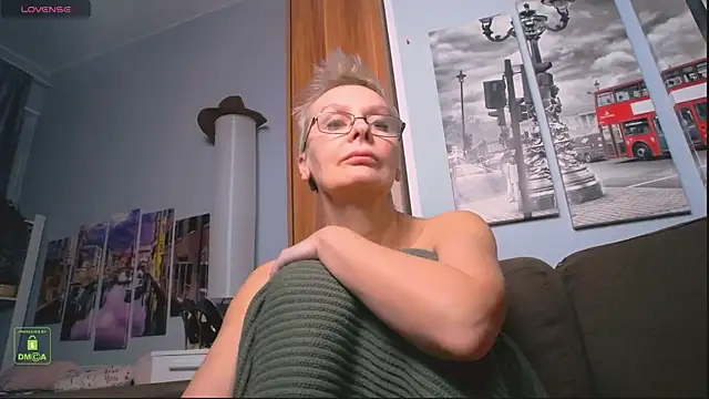 HelgaHimmell's cam snapshot