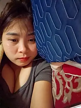 Squirrel-Pear's cam snapshot