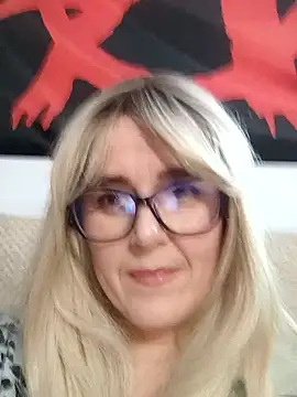 Amelialove42's cam snapshot