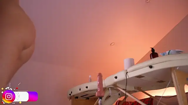 Lilevame live sex cam