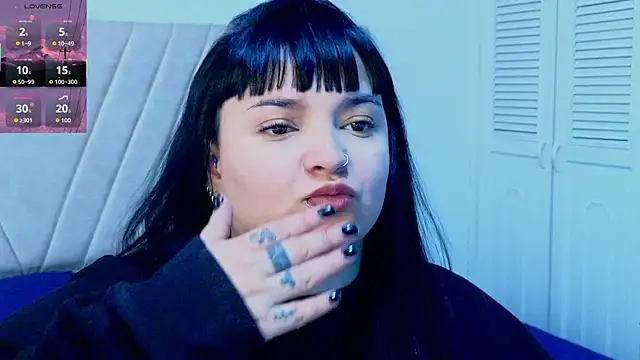 Laura_cap7's cam snapshot