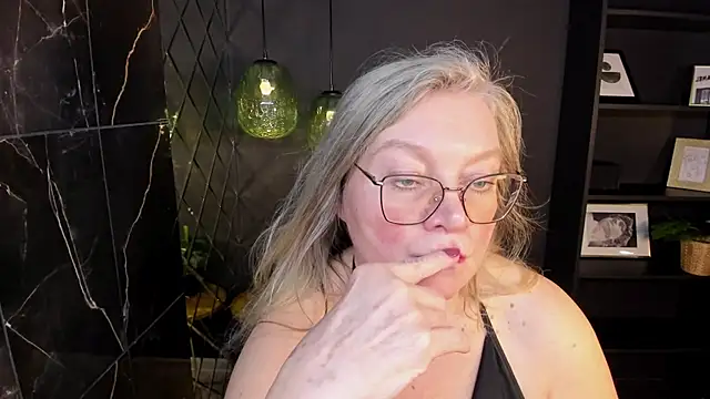 NataliMellow's cam snapshot