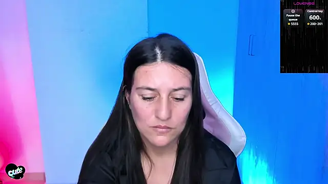 Saskyaa's cam snapshot