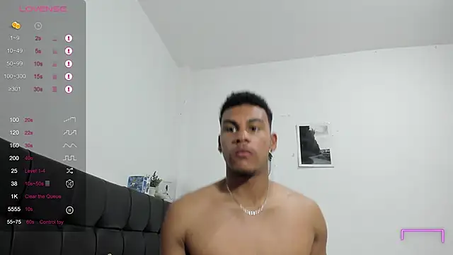 RoddyRich11 live sex cam