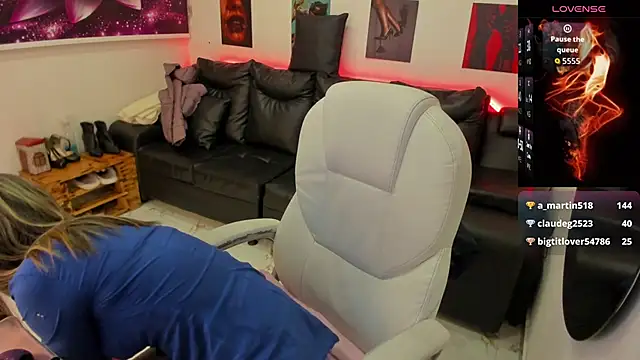 Scarlett_079's cam snapshot