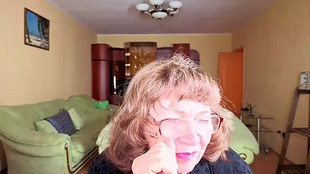 Betty_Brick's cam snapshot