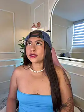 ThamaraGen_'s cam snapshot