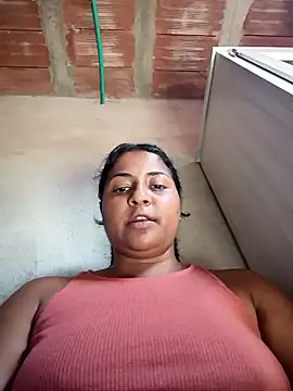 Giselabrunette25 live sex cam