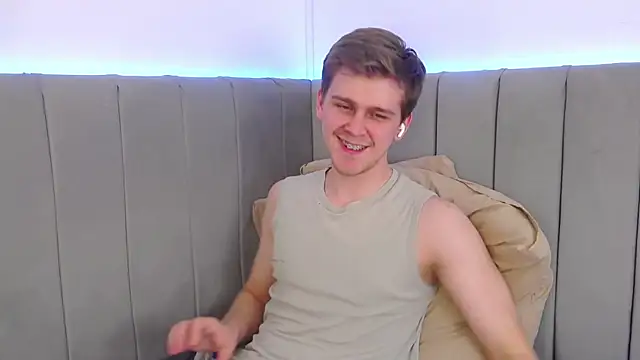 NickJohnas live sex cam